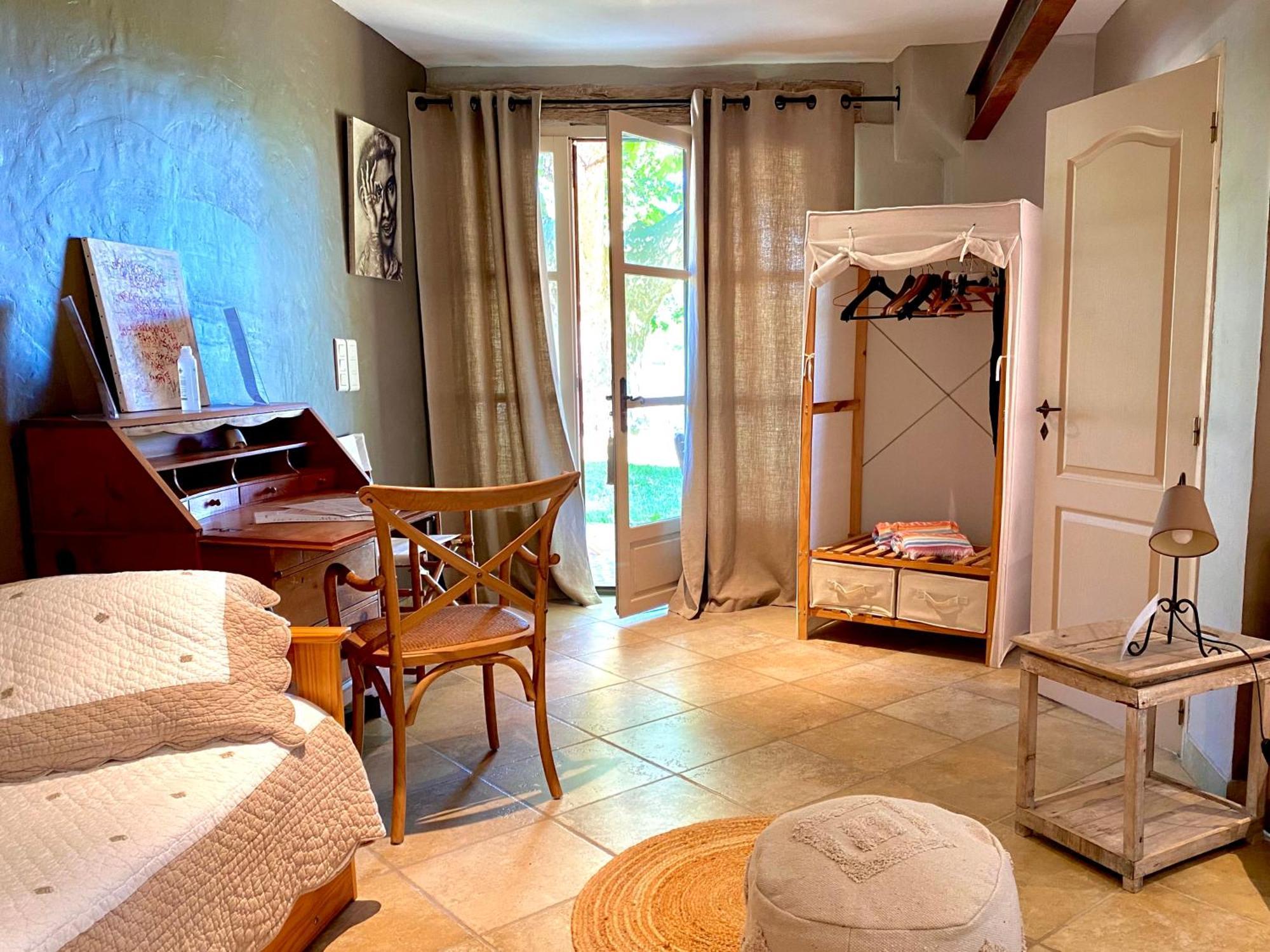 Bed and Breakfast Domaine De Sainte Annette à Callian  Extérieur photo